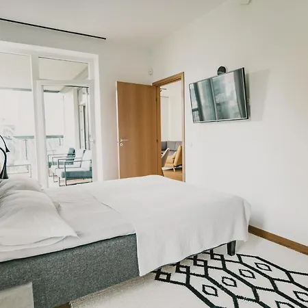 Апартаменты Oeoe Street Luxury With Terrace *