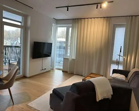 Oeoe Street Luxury With Terrace טרטו